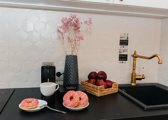 Maya's Flats & 54 - Walowa 40