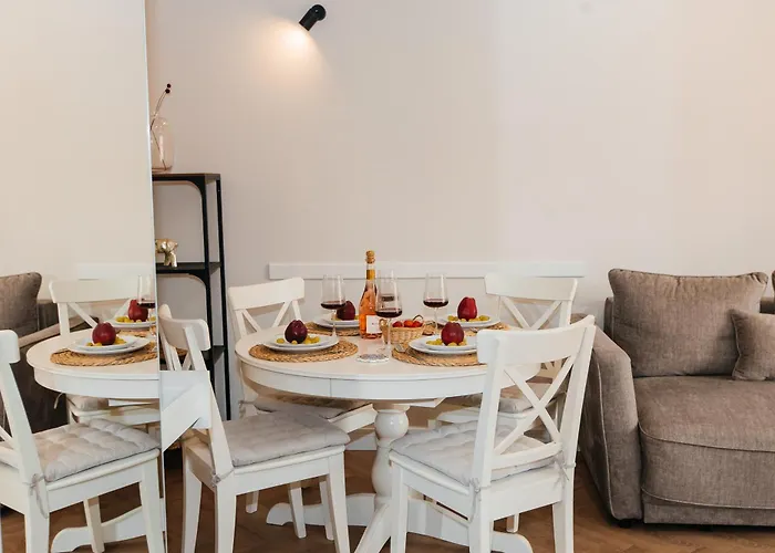 Maya's Flats & 54 - Walowa 40 גדנסק