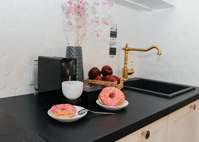 Maya's Flats & 54 - Walowa 40